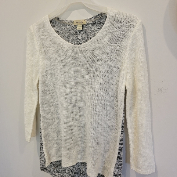 Live & Let Live One World 2 Tone Loose Knit Pullover Top Light Weight Top PS - Picture 2 of 7